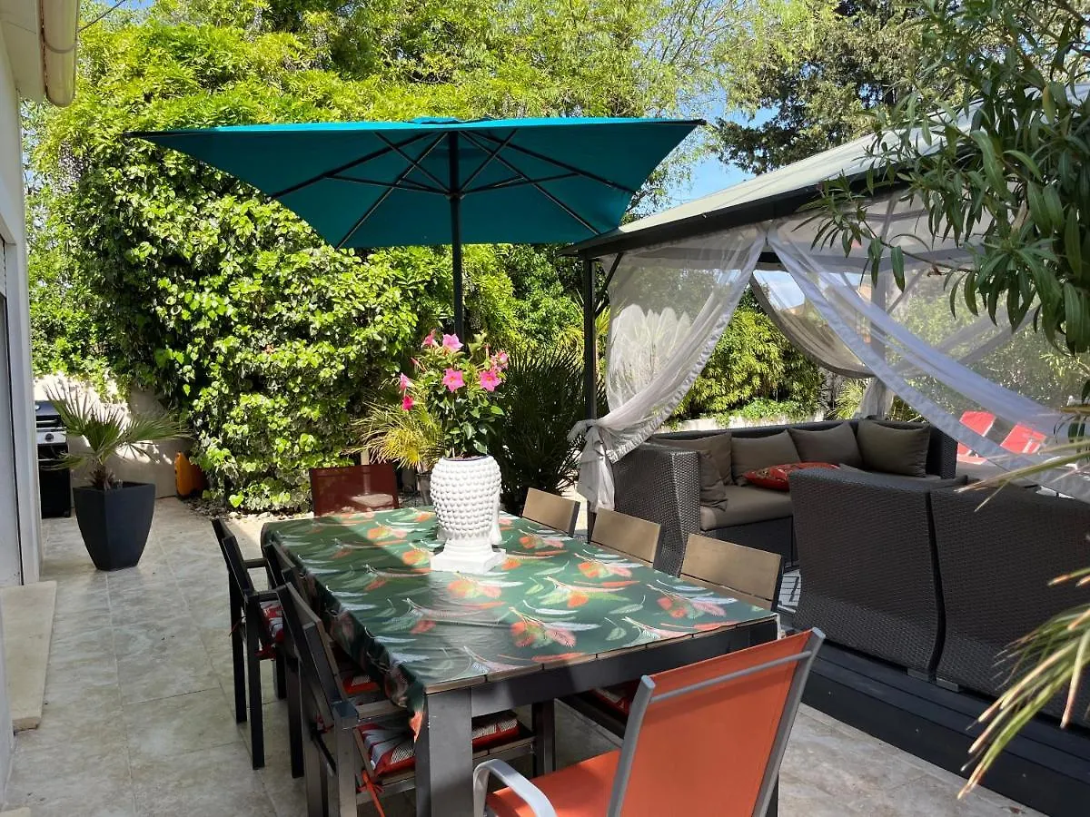Holiday home Gite Des Estelles 